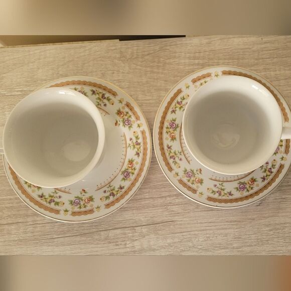 2 teacup sets - Picture 3 of 4